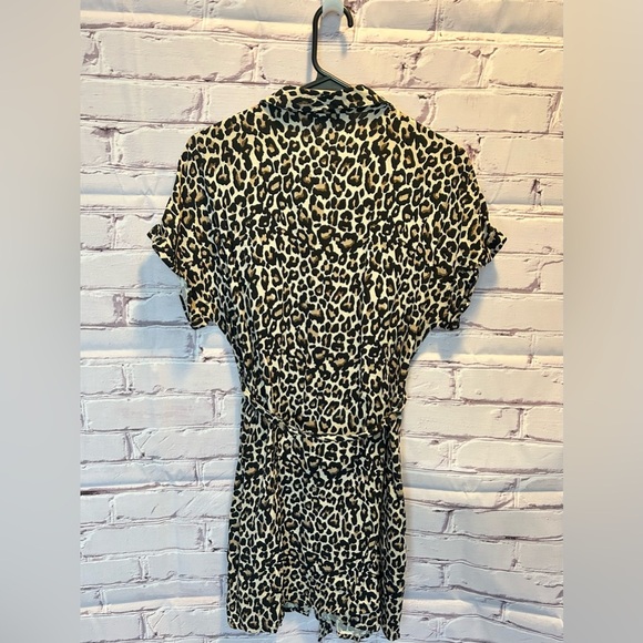 Vero Moda Leopard Print Button Down Dress. Size Medium. EUC. - Picture 2 of 7